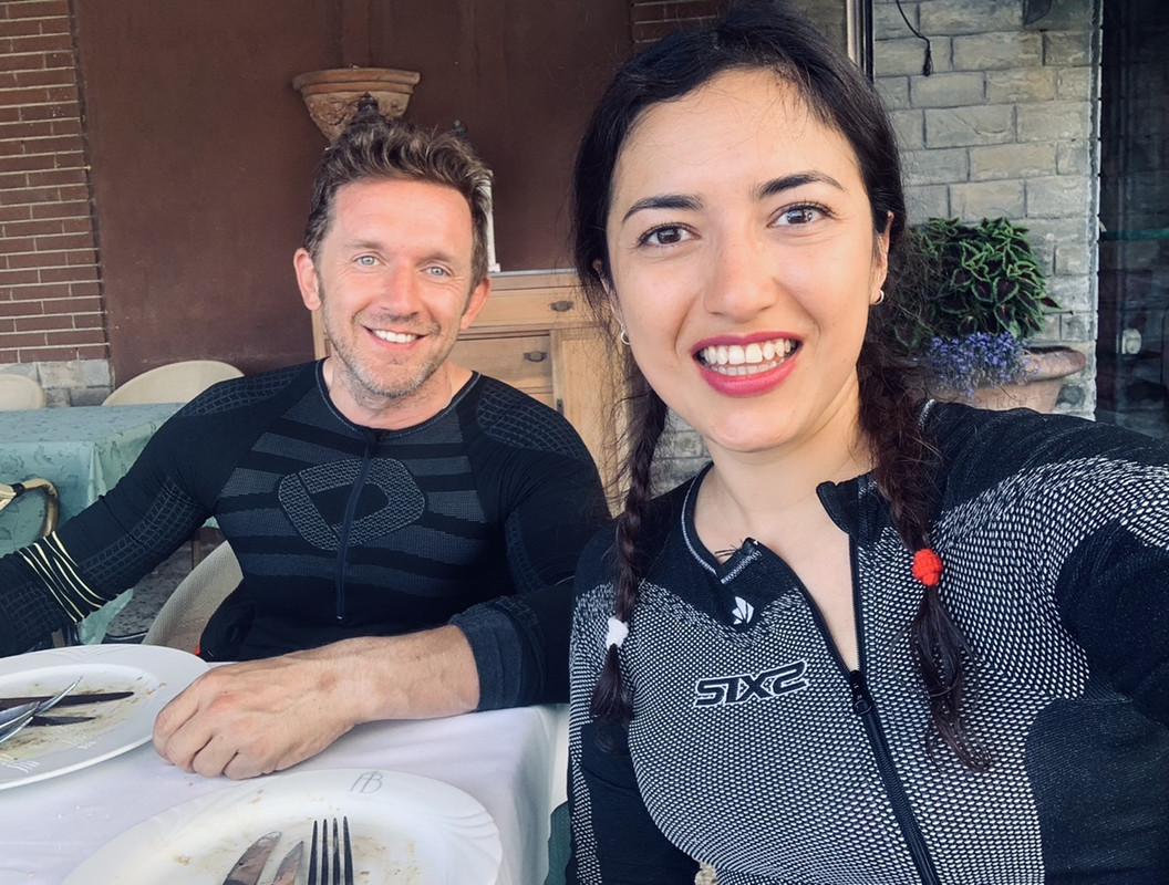 7BB4091F-D389-4B95-B161-68E6D3835FD9