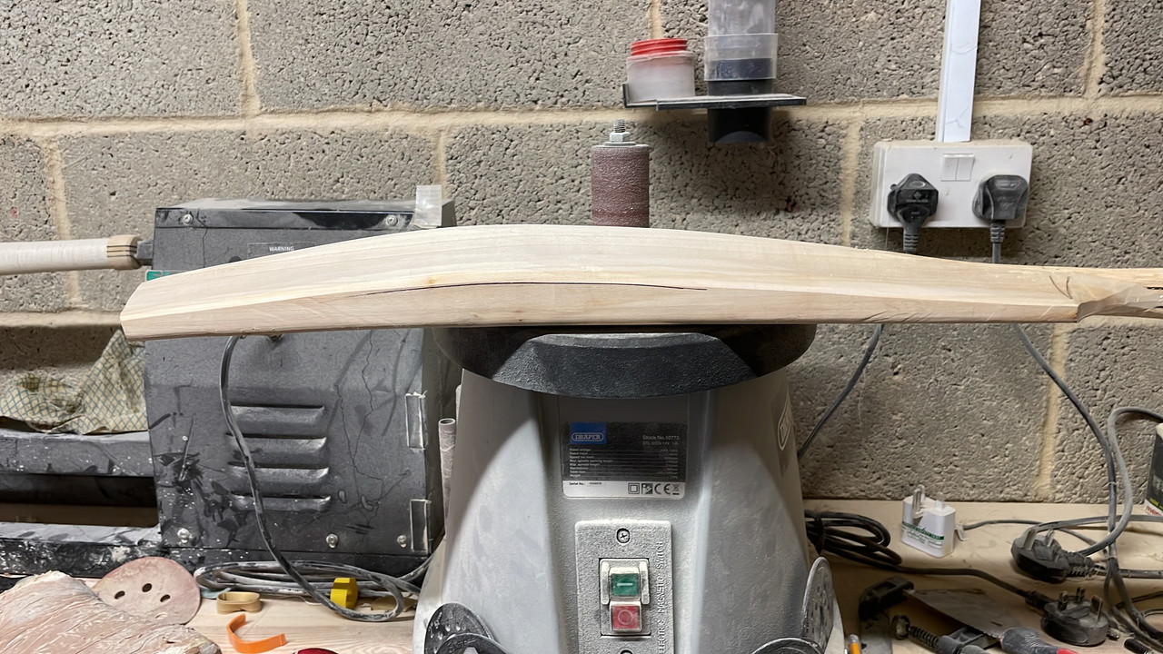 4CE8D1B6-D4EF-4953-B0C0-64AC611A7DDF