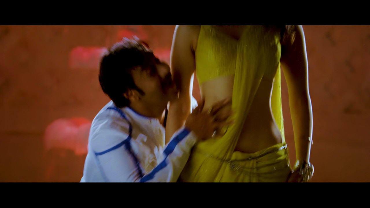 [Image: Tamanna-Hot-Song-From-Himmatwala-Taki-O-...-21-54.jpg]