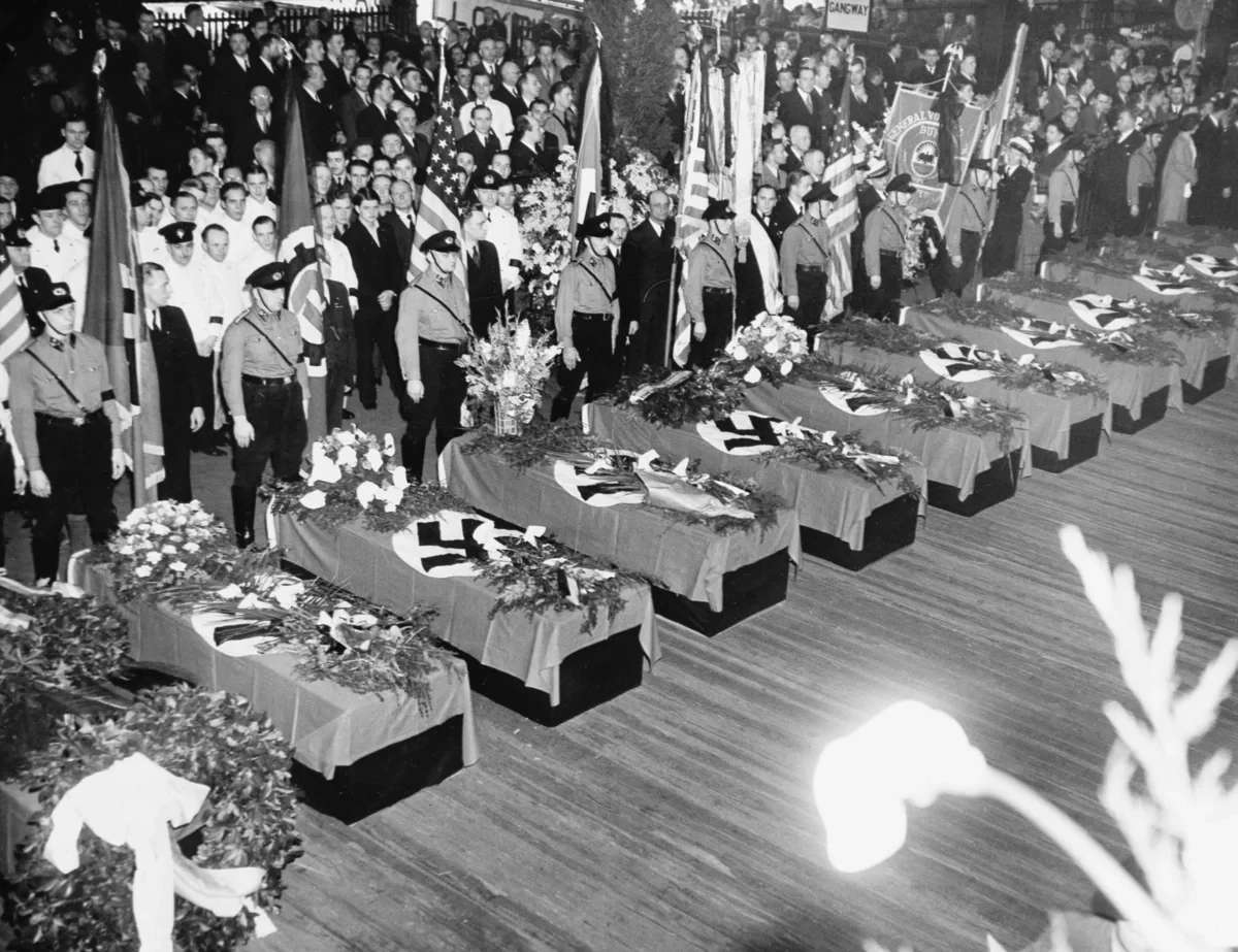 america-mourns-the-germans-who-died-in-the-hindenburg-crash-v0-n6kcuraev4j01