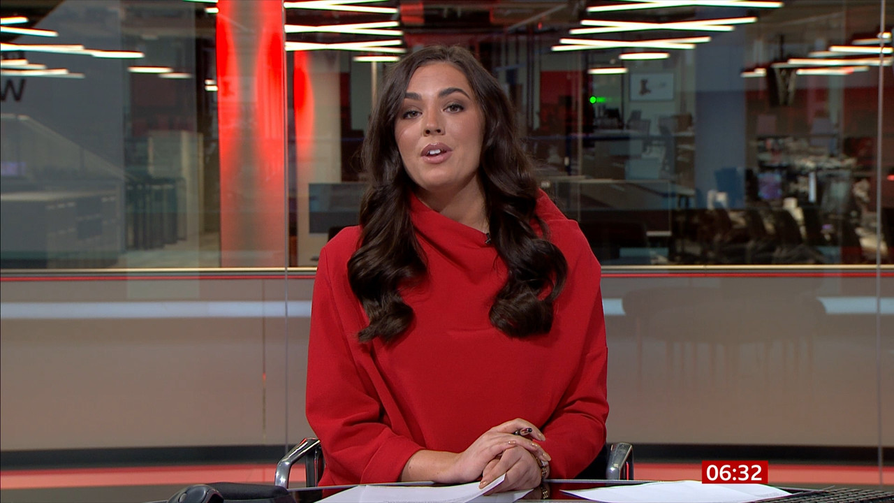 03.23 - 06.00.00 - Breakfast. The BBC's Breakfast programme features ....ts_snapshot_13.01.380