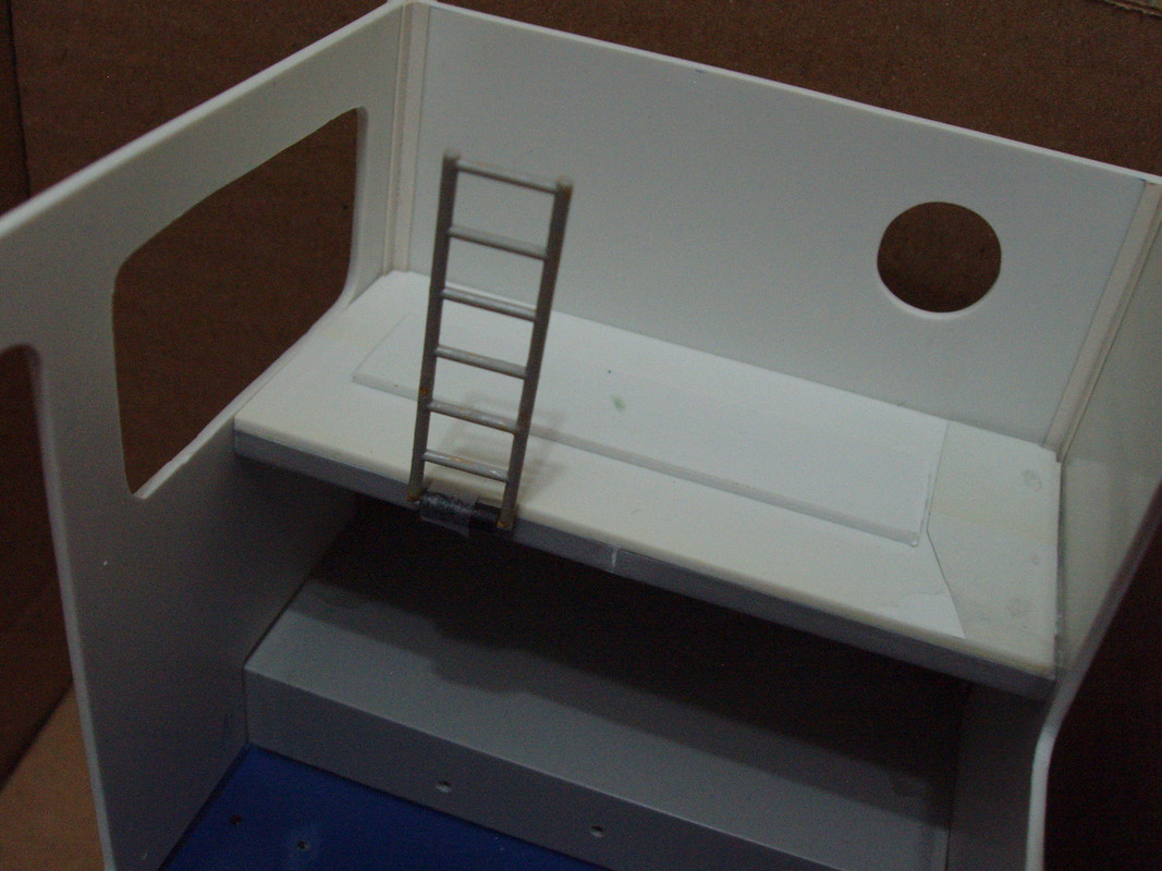 Εσωτερική σκάλα 4