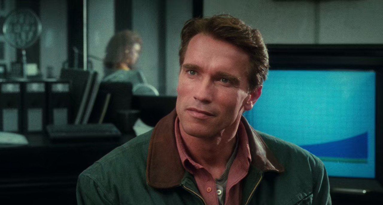 Total-Recall-1990-Hindi-English-Blu-Ray-720p-x265-HEVC-EAC3-2ch-ESub-mkv-0000