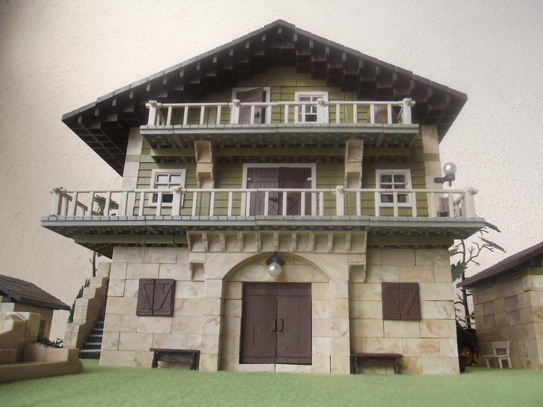 Vista frontal casona