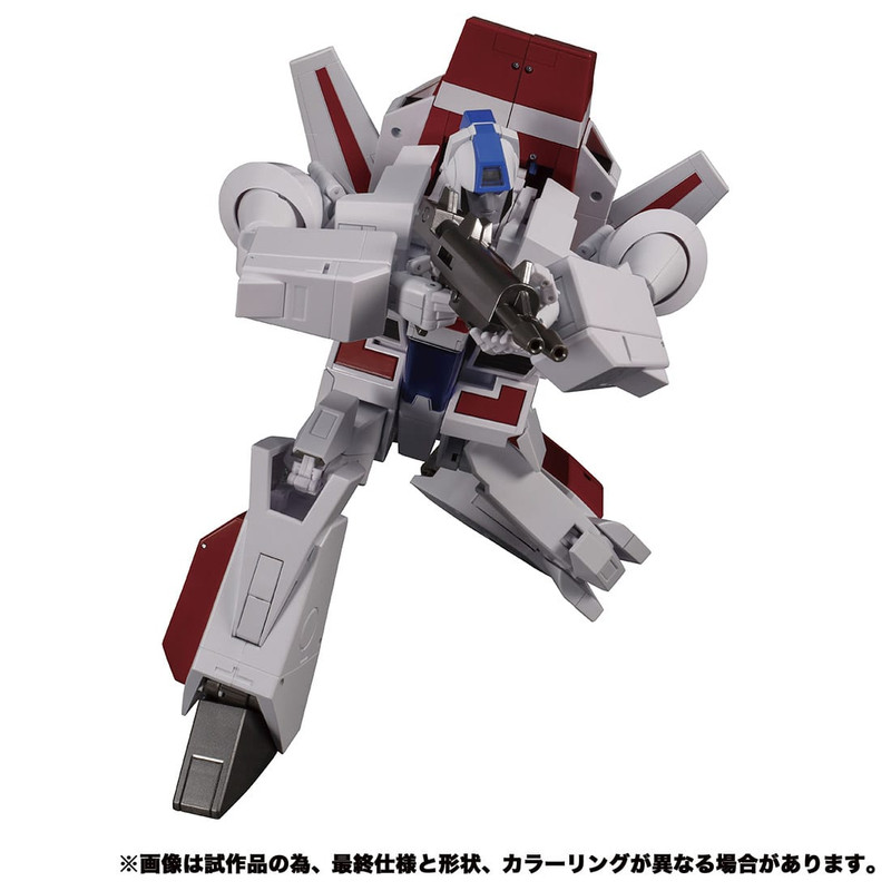 Transformers-Masterpiece-MP-57-Skyfire-03