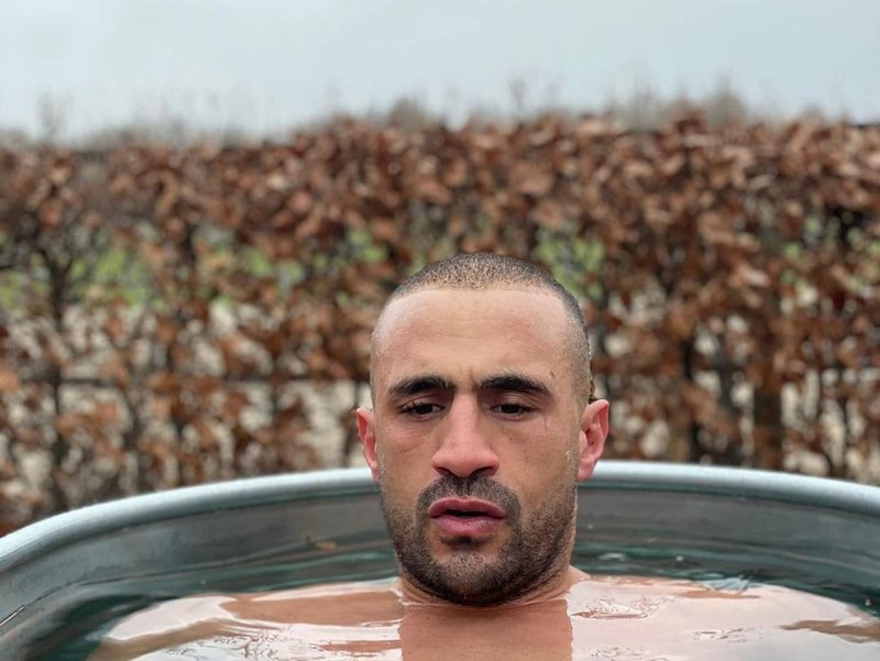 Бадр Хари тренира здраво и не мисли за пенсия