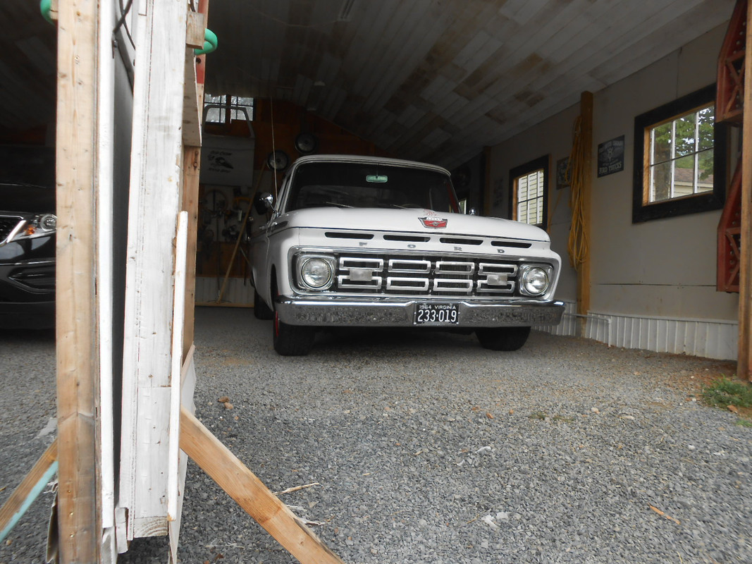 Garage Screeding Aug-13-21 (16)