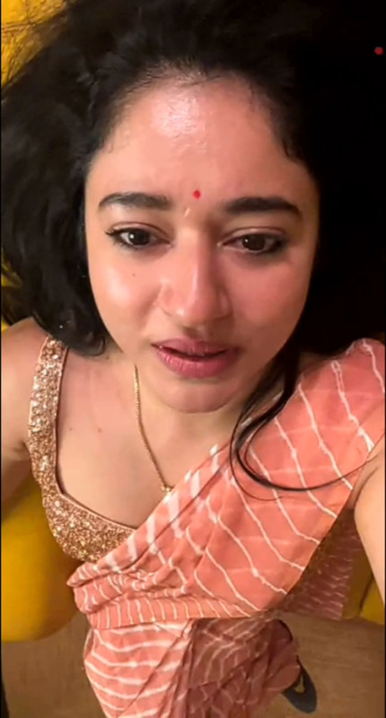 Poonam Bajwa Saree Live mp4 0011