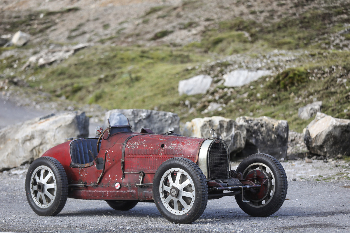 10_1928_bugatti_type_35c_grand_prix-05