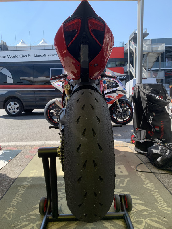 2E77A30A-FC39-4092-A880-B78FEAE11291