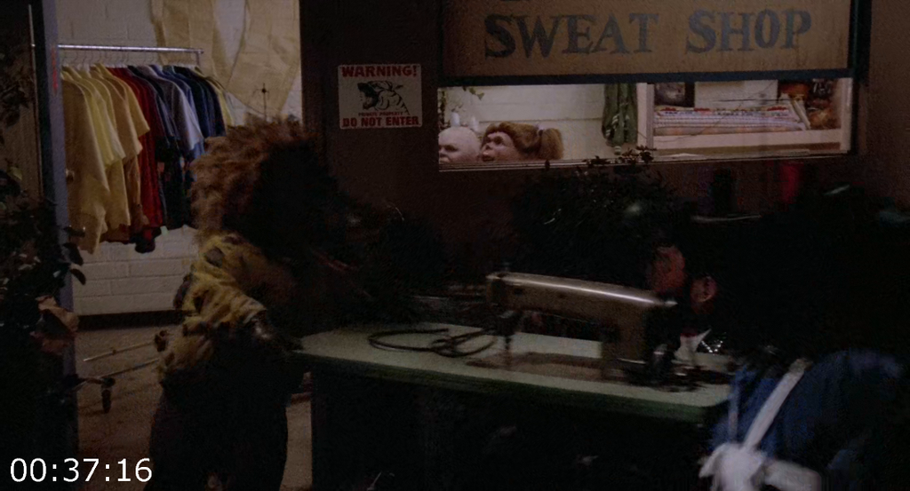 [Kép: The-Garbage-Pail-Kids-Movie-1987-REMASTE...BONE-F.png]