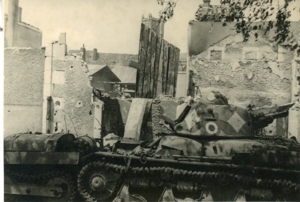 Kämpfe zerstörung belgien Panzer Tank Renault Ho