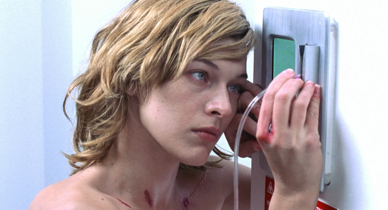 Resident Evil (2002) (1080p BDRip x265 10bit DTS-HD MA 5.1 - HxD) [TAoE].mkv_20200615_234515.584