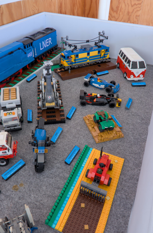 IMG 5081 customs Varios