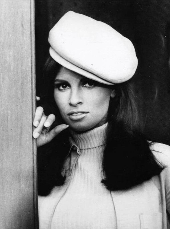 raquel_welch_f01