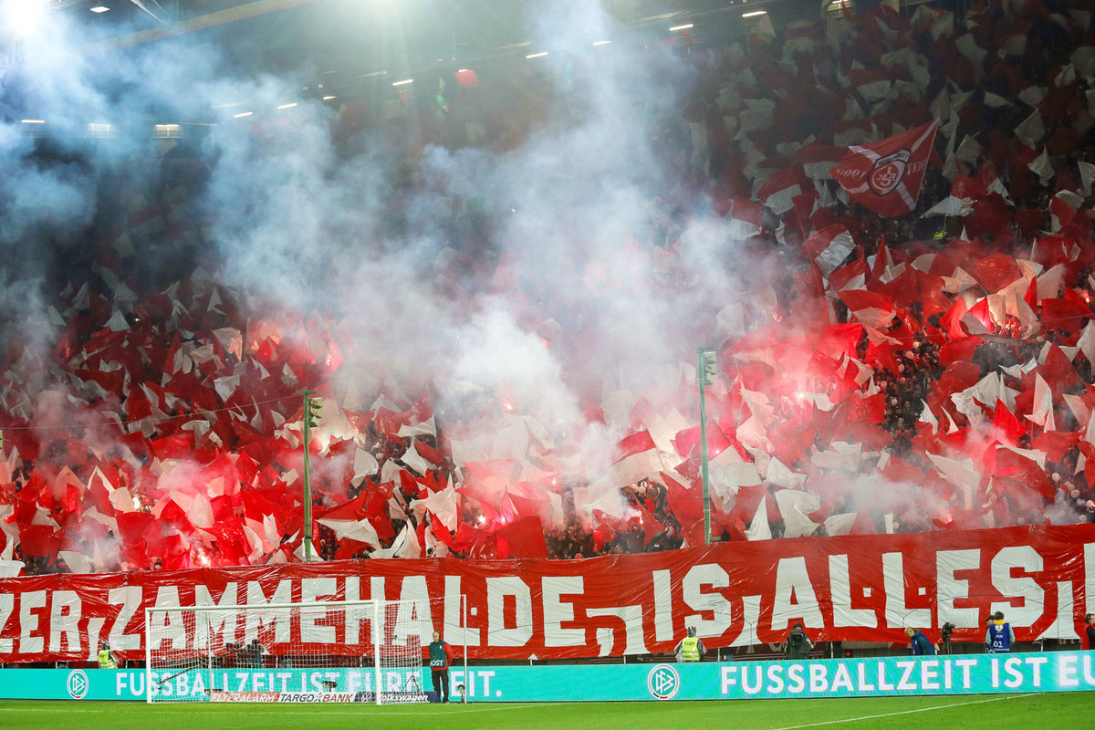 1-fc-kaiserslautern-1-fc-koeln-dfb-pokal-2023-2024-6