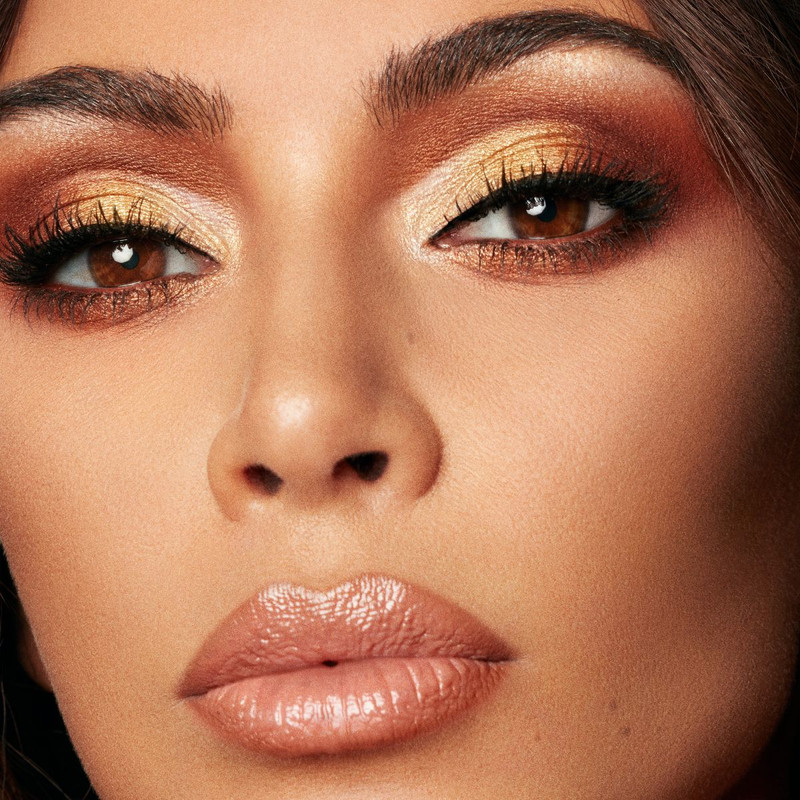 kim-kardashian-for-kkw-x-mario-by-greg-swales-2018-1