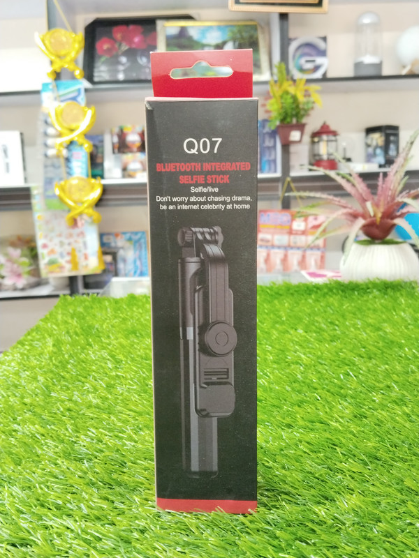 Q07 Bluetooth Integrated Selfie Stick 