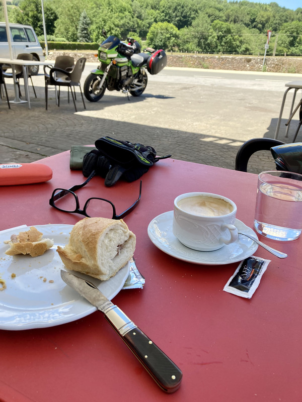 A62C2E31-F29E-46EA-AE89-E6DAE4743B32