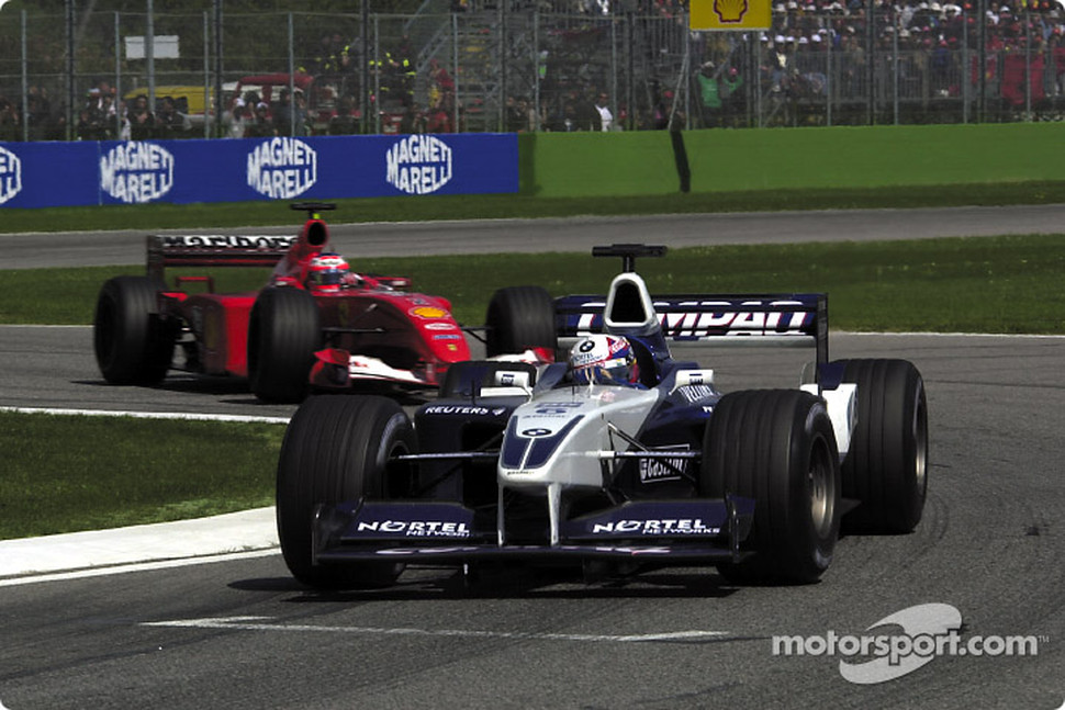 Temporada 2001 de Fórmula 1 F1-san-marino-gp-2001-juan-pablo-montoya-and-rubens-barrichello