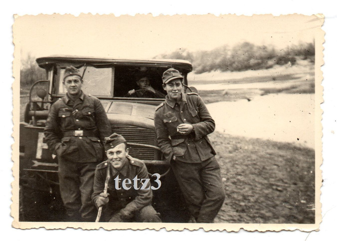 Russland Kämpfer Abzeichen Rast SDkfz PKW Kübel