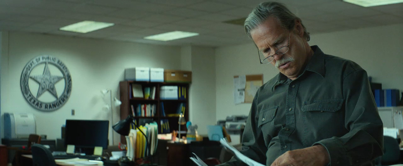 Hell or High Water 2016 BluRay [Hindi + English] 480p 720p ESub Screenshot