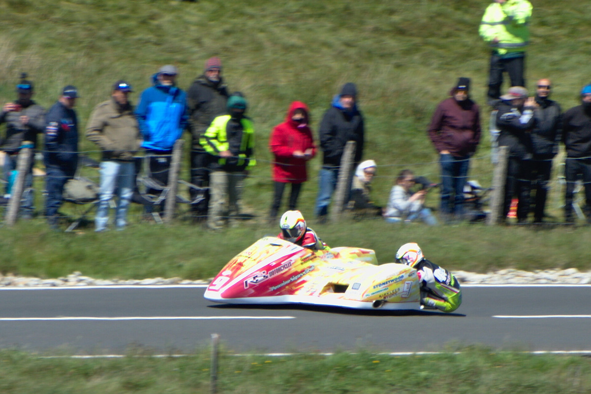 Vmax Tour 2019 au TT à l'île de Man R-DSC9331