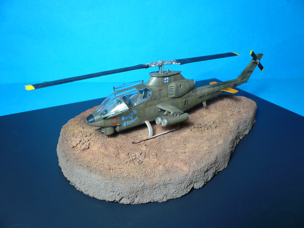 AH-1-G-Cobra2-MC15.jpg