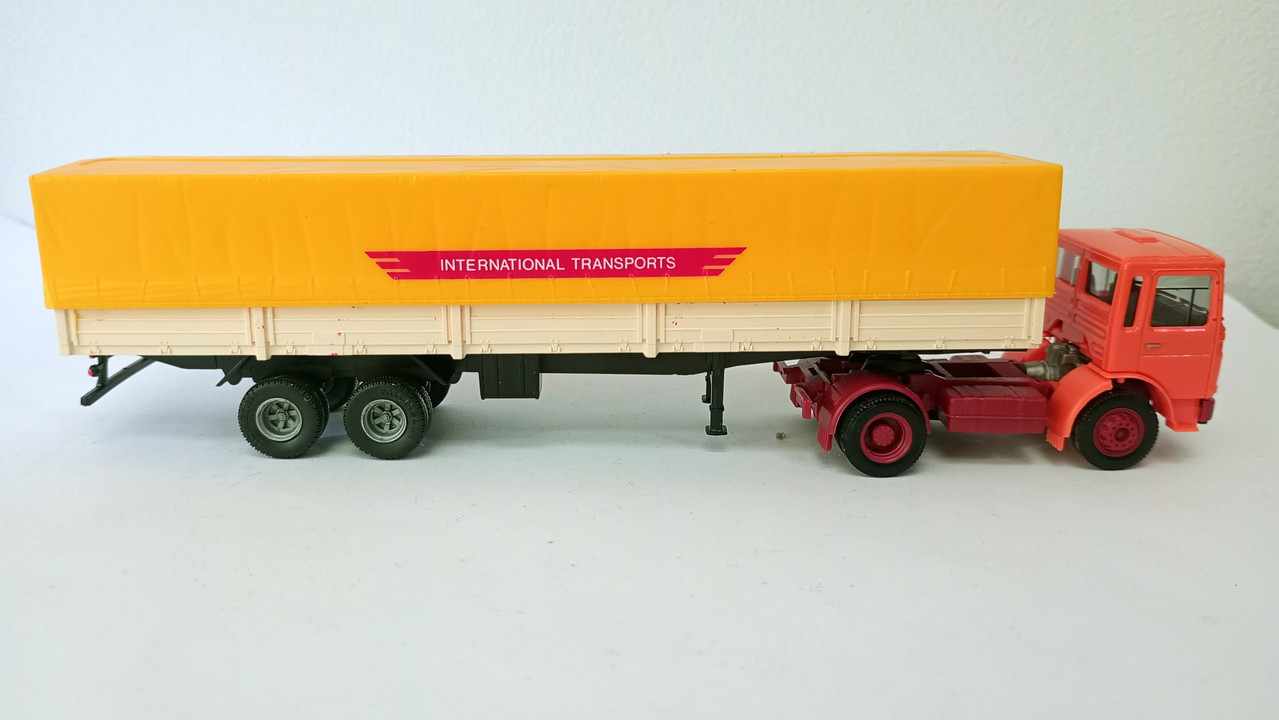 Mach (3575)