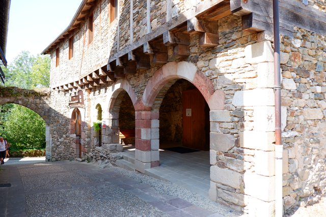 Cordes Sur Ciel y Najac - Sur de Francia 2024 (17)