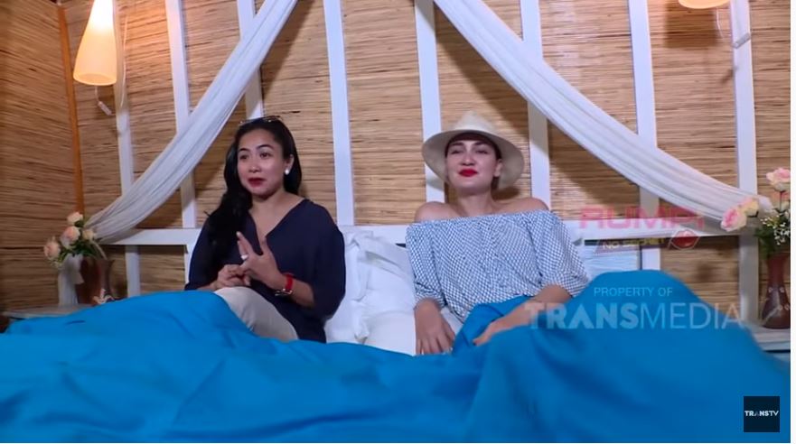 Luna Maya dan Feni Rose