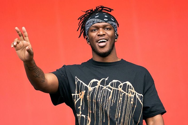 KSI иска да се бие с двама наведнъж в края на август
