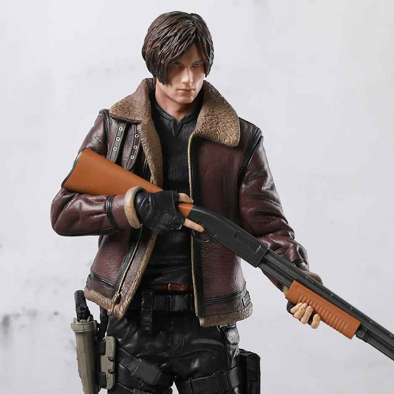 Resident Evil Biohazard Leon S. Kennedy Statue 30cm PVC