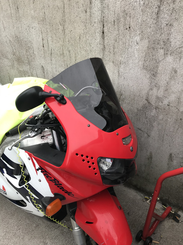 FCCAAF59-F020-467A-882C-41D4E95074E4