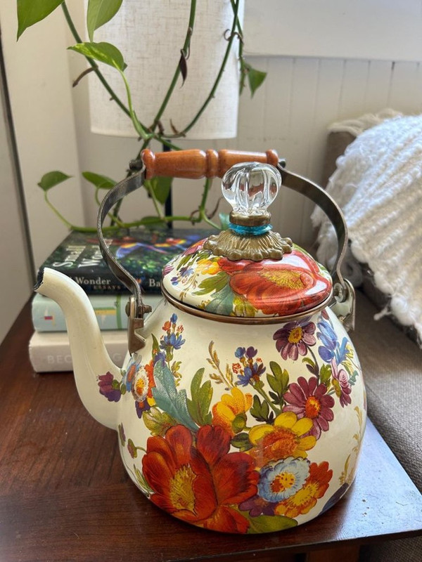 teapot-floral.jpg