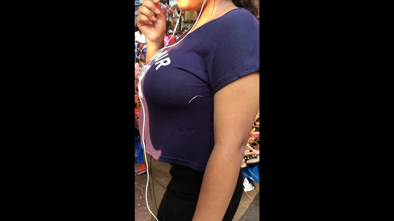 voyeur boob 