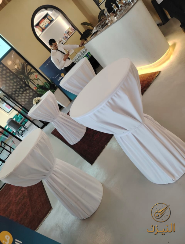 تجهيز كنب وطاولات