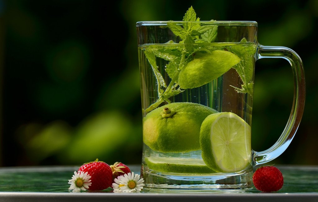 green-drink-1487304-1280.jpg
