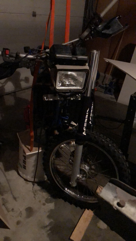 BE7FEE24-73B3-4E61-9203-25101250577D