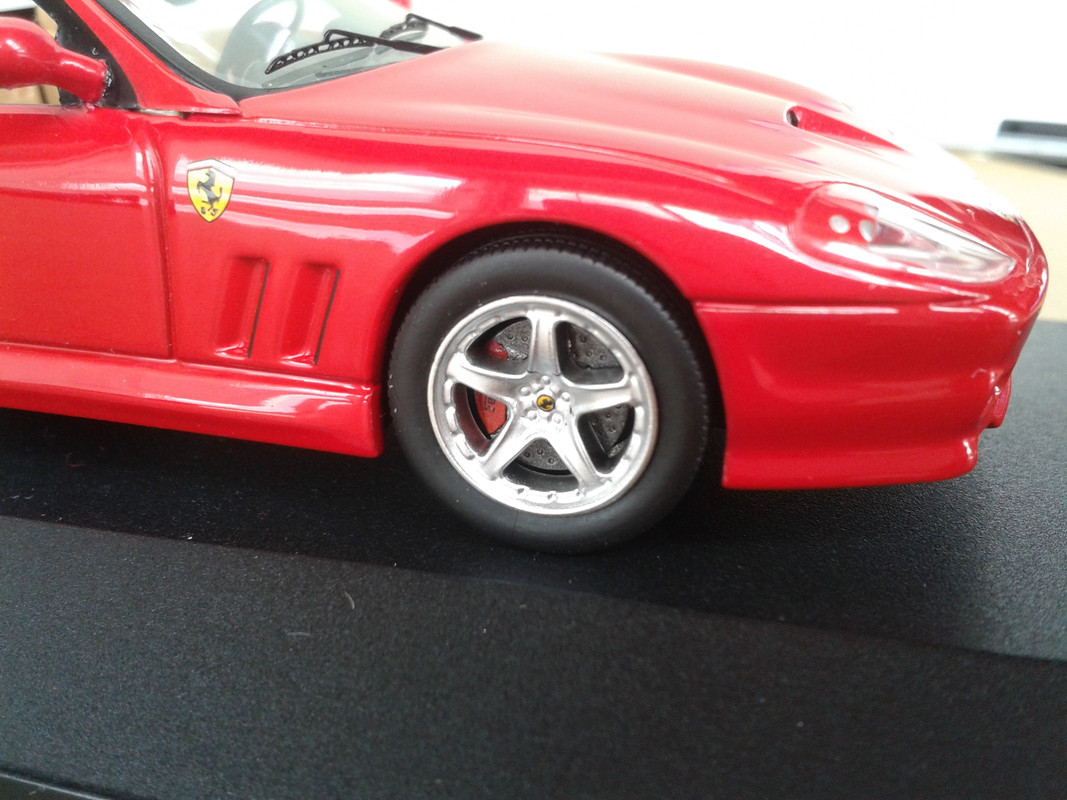 2005 Ferrari 575M Superamérica (Ixo) (19)