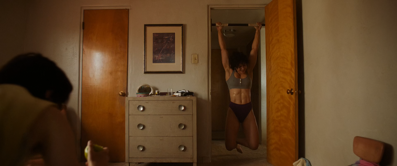 Love Lies Bleeding (2024) (1080p WEB-RIP AV1 Opus) [NeoNyx343] - [00:25:01.792]v1