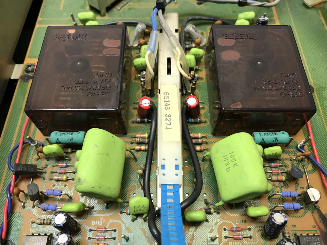 D73B7B00-DE3F-4683-B0CF-EEB4282C7AFE