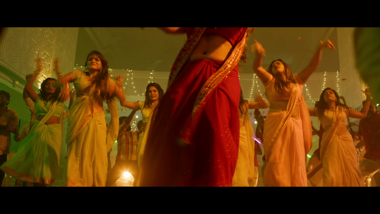 vlcsnap 2025 11 25 23h33m58s585