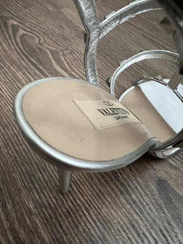 7BC3F207-62F2-4F91-9287-A20262BA7645