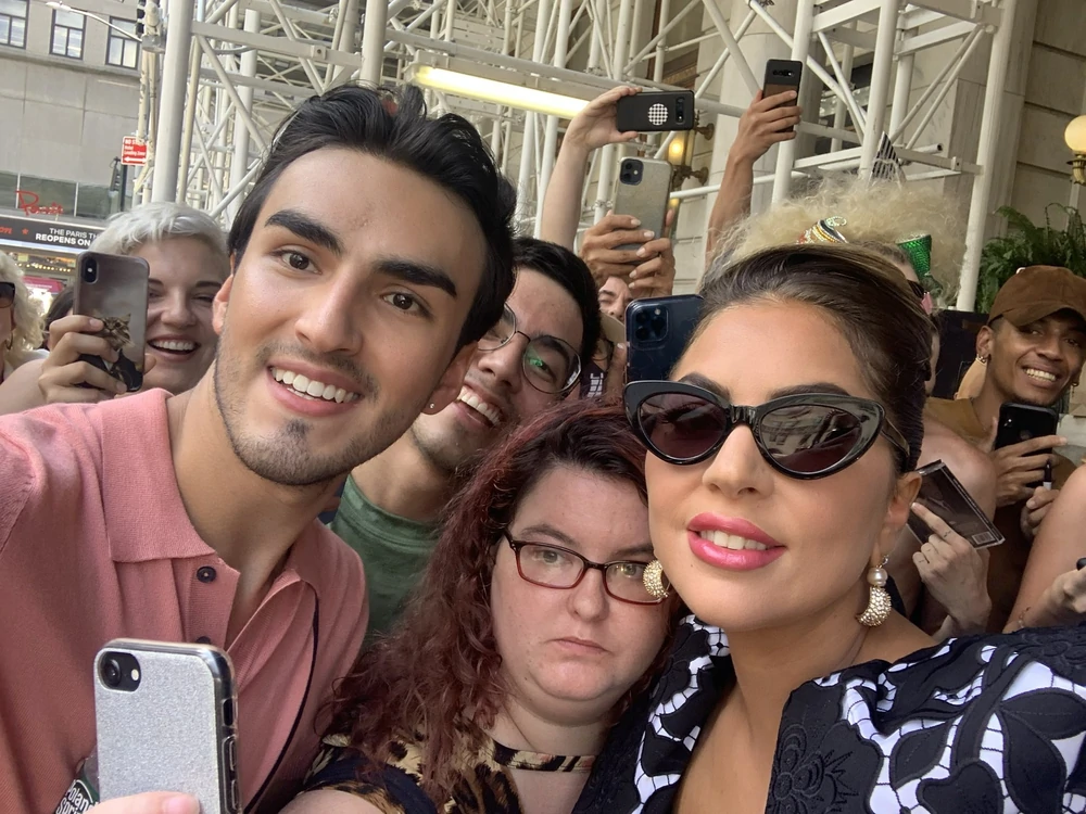 6-30-21-Leaving-Plaza-Hotel-in-New-York-