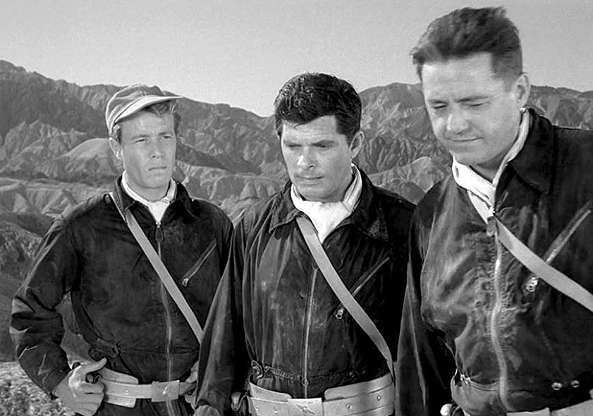 TWILIGHT-ZONE-DEWEY-MARTIN-2-A-FOTOR.jpg