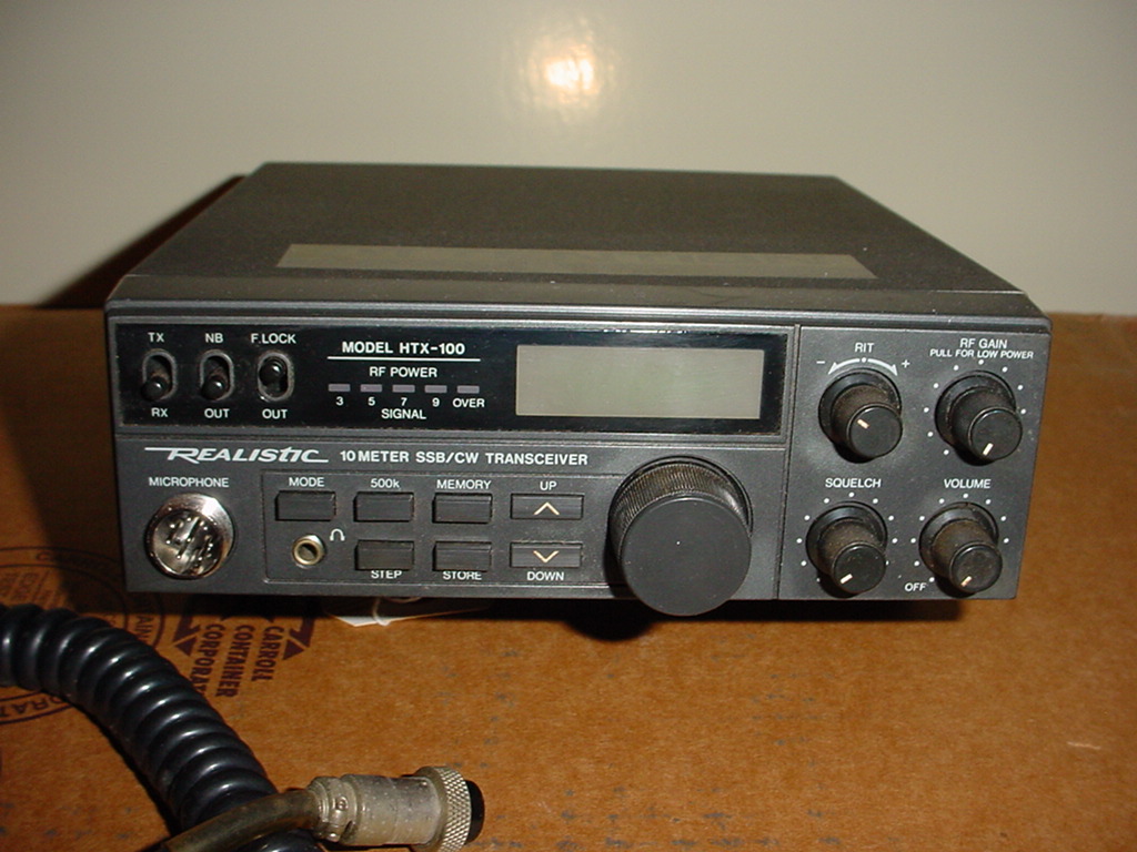 Realistic10MeterModelHTX-100Transceiver1