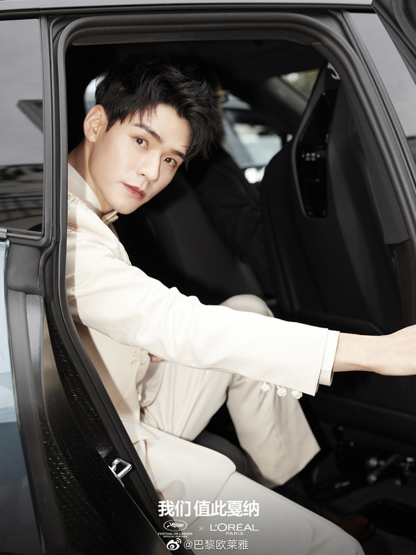 67436eebgy1he3w09jkx3j20u0140tiq.jpg