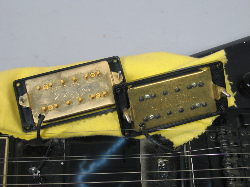 1985JacksonRandyRhoadsGraphicGuitar059