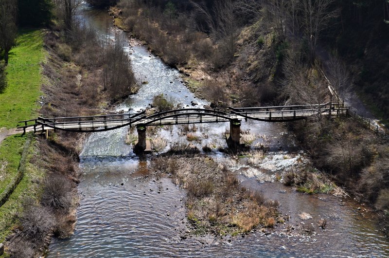 EMBALSE Y CASTILLO DE AGUILAR DE CAMPOO-4-4-2014-PALENCIA - Paseando por España-1991/2016 (17)
